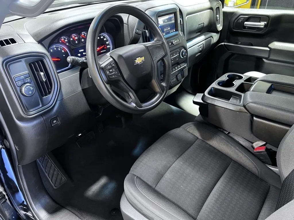 Used 2023 Chevrolet Silverado 1500 Custom w/ LPO, Dark Essentials Package RWD image 13