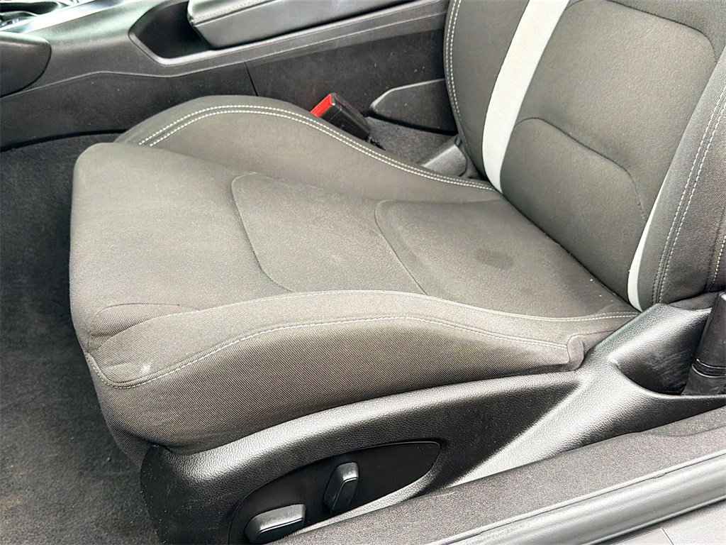 Used 2023 Chevrolet Camaro LT image 19