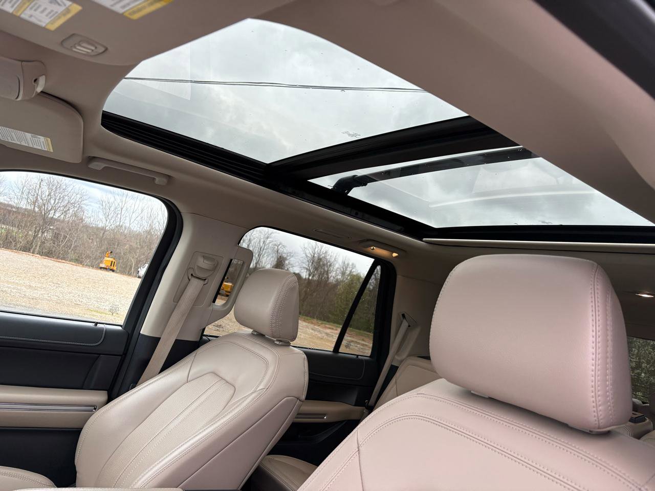 Certified 2024 Ford Expedition Limited image 18