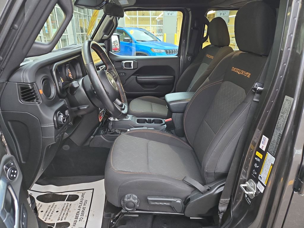 Used 2024 Jeep Gladiator Mojave w/ Convenience Group image 13