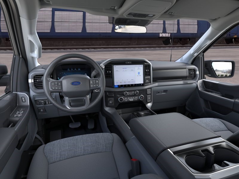 New 2026 Ford F150 XLT w/ XLT Chrome Appearance Package RWD image 9