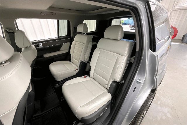 Certified 2026 Hyundai Santa Fe Limited FWD image 20