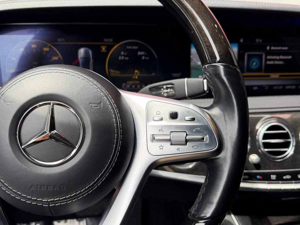 Used 2019 Mercedes-Benz S 560 Sedan image 16