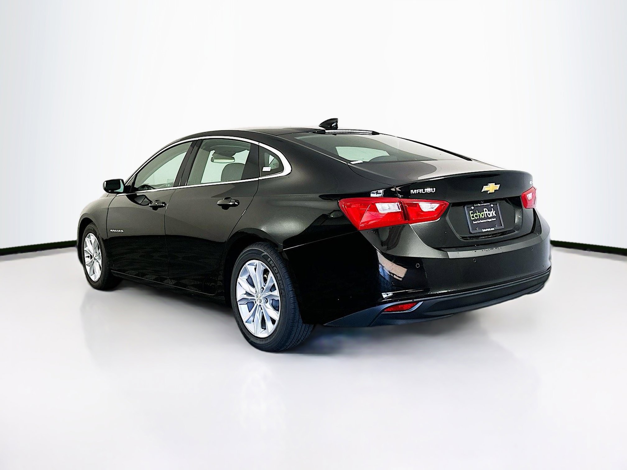 Used 2023 Chevrolet Malibu LT w/ Driver Confidence Package image 5