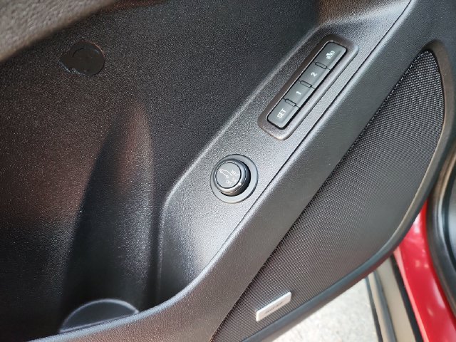 Used 2020 Chevrolet Equinox Premier AWD/4WD image 50