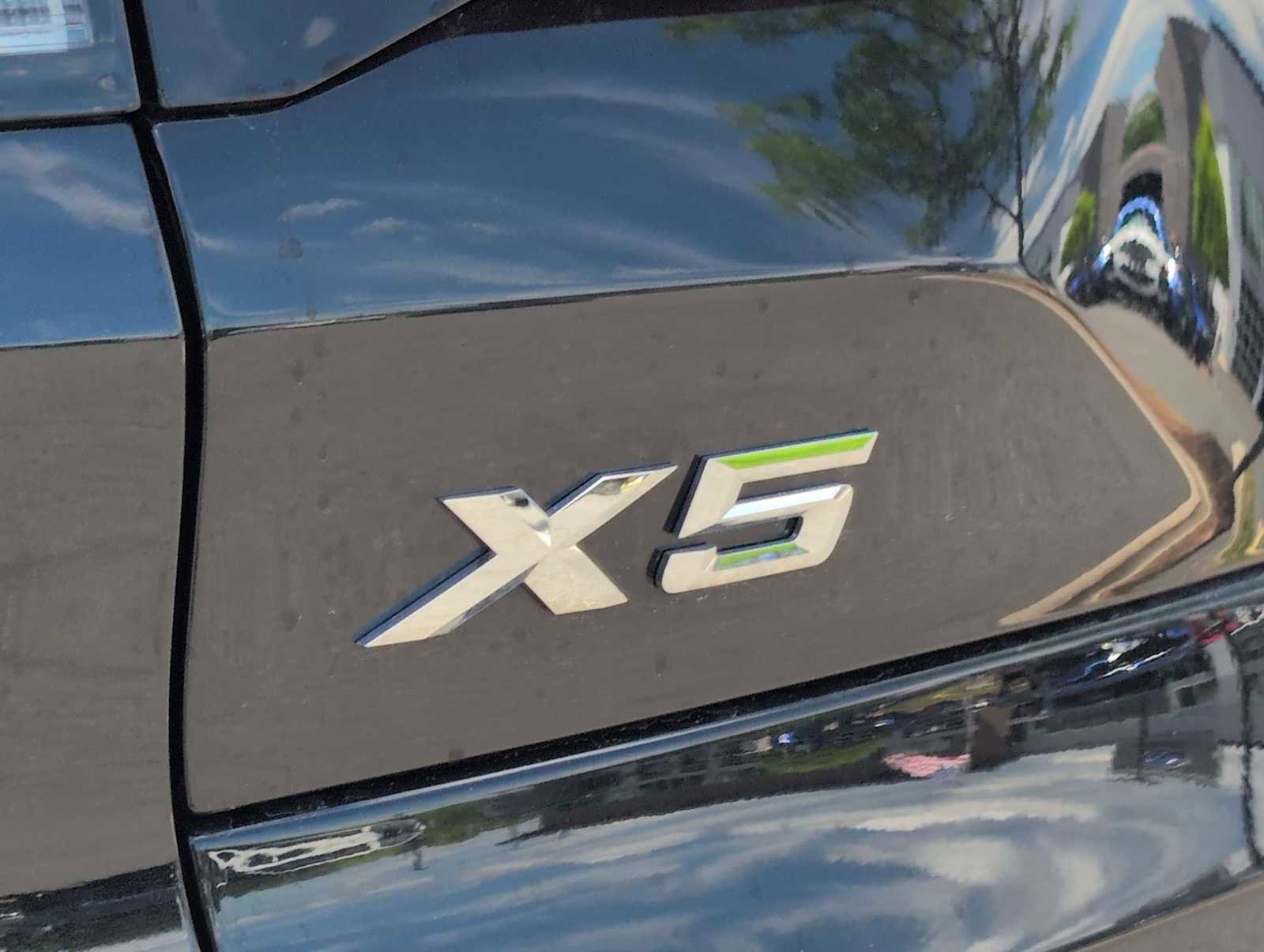 Used 2025 BMW X5 xDrive50e AWD/4WD image 13