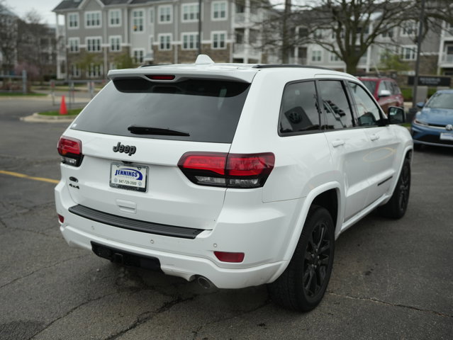 Used 2022 Jeep Grand Cherokee Laredo X AWD/4WD image 8
