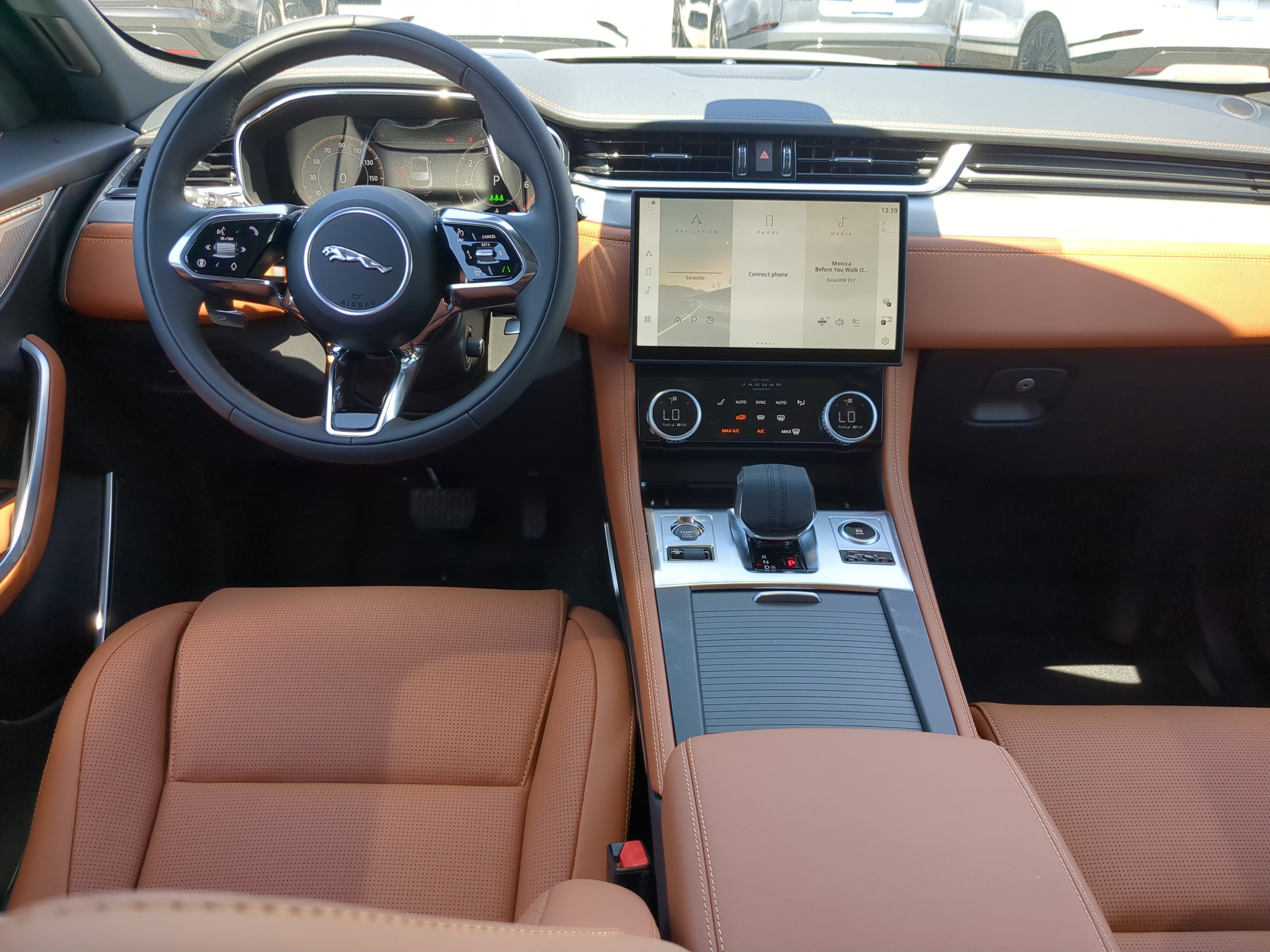 New 2026 Jaguar F-PACE R-Dynamic S image 15