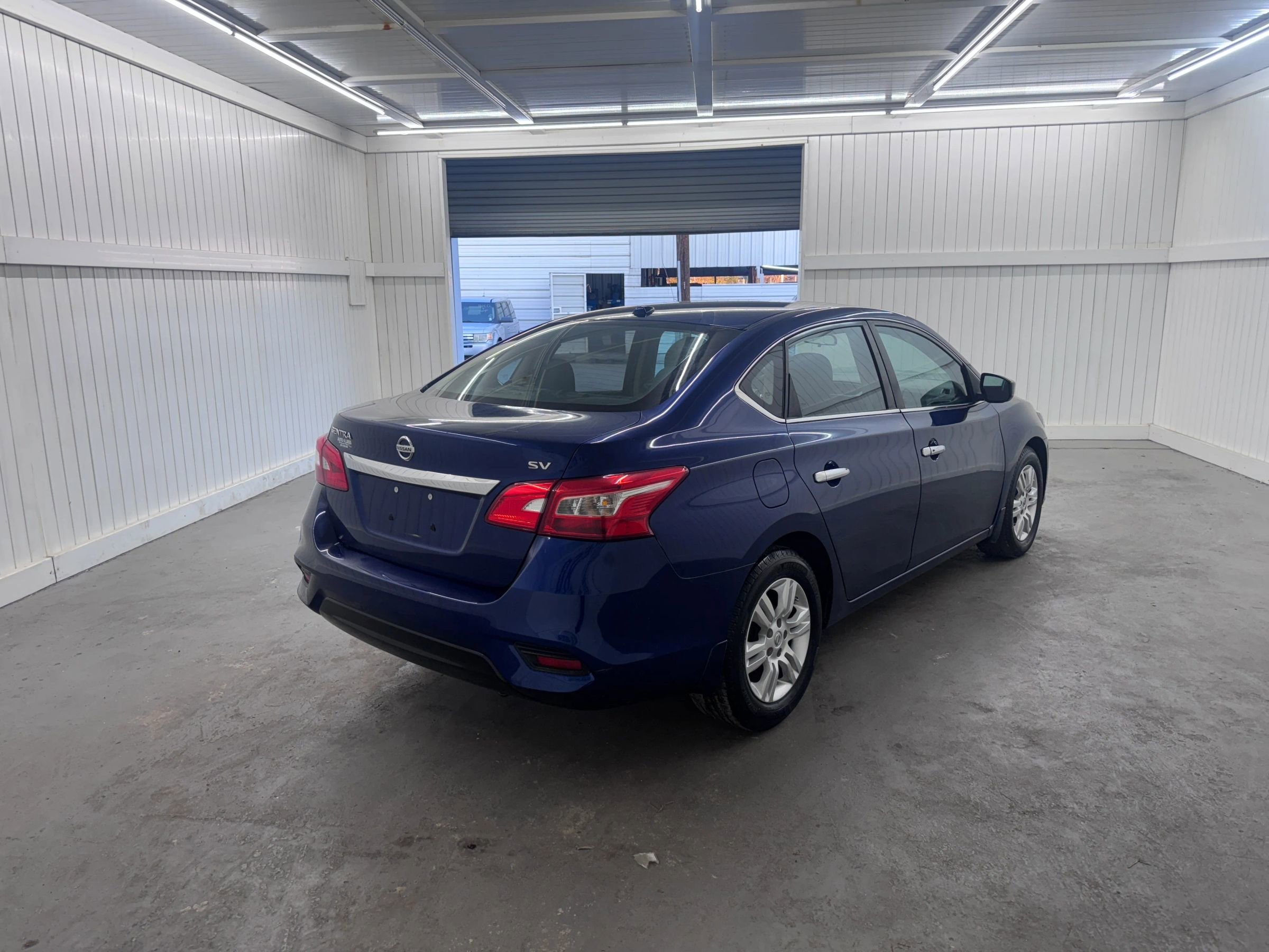 Used 2019 Nissan Sentra SV FWD image 5