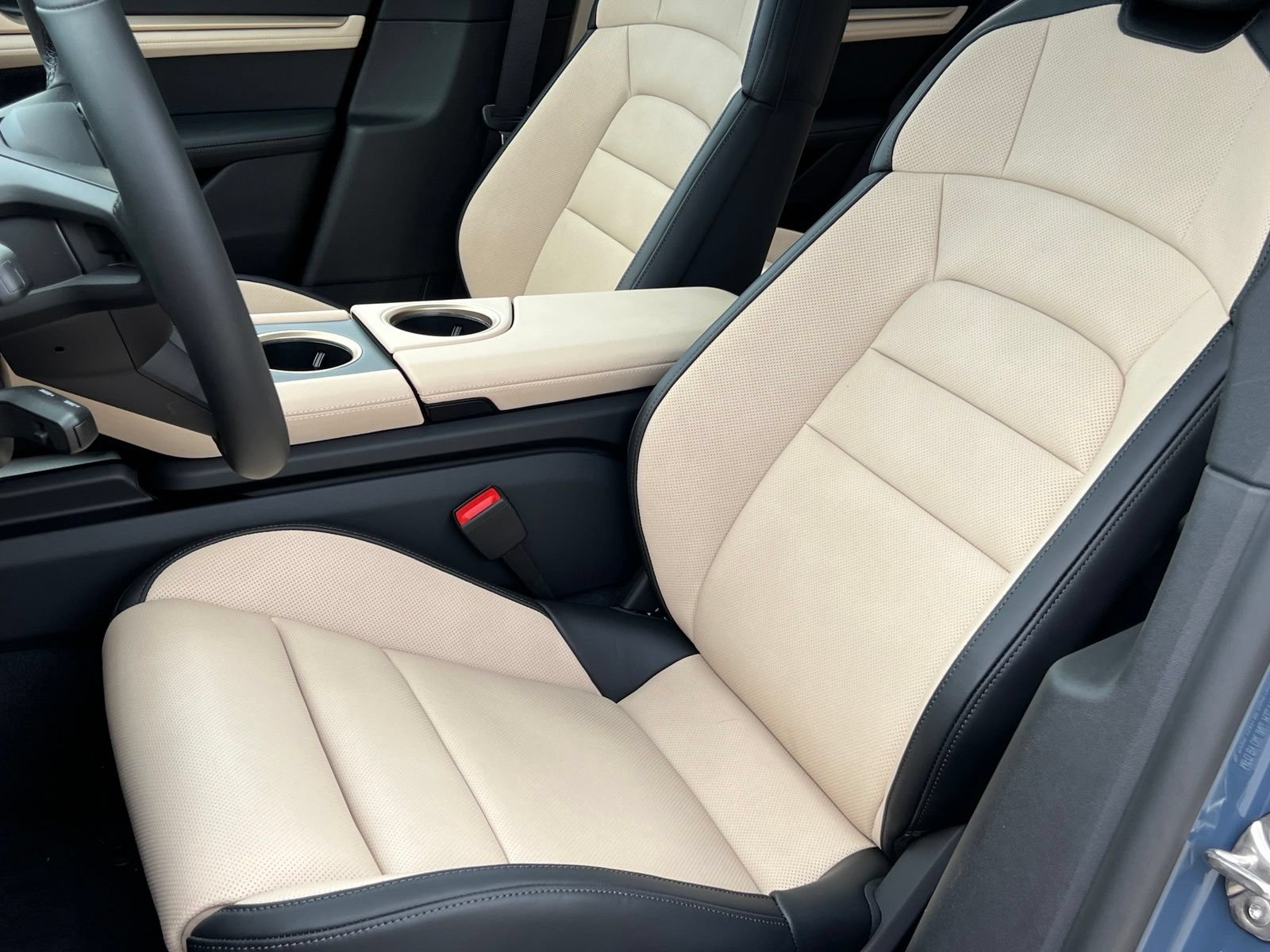 New 2026 Porsche Taycan AWD/4WD image 5