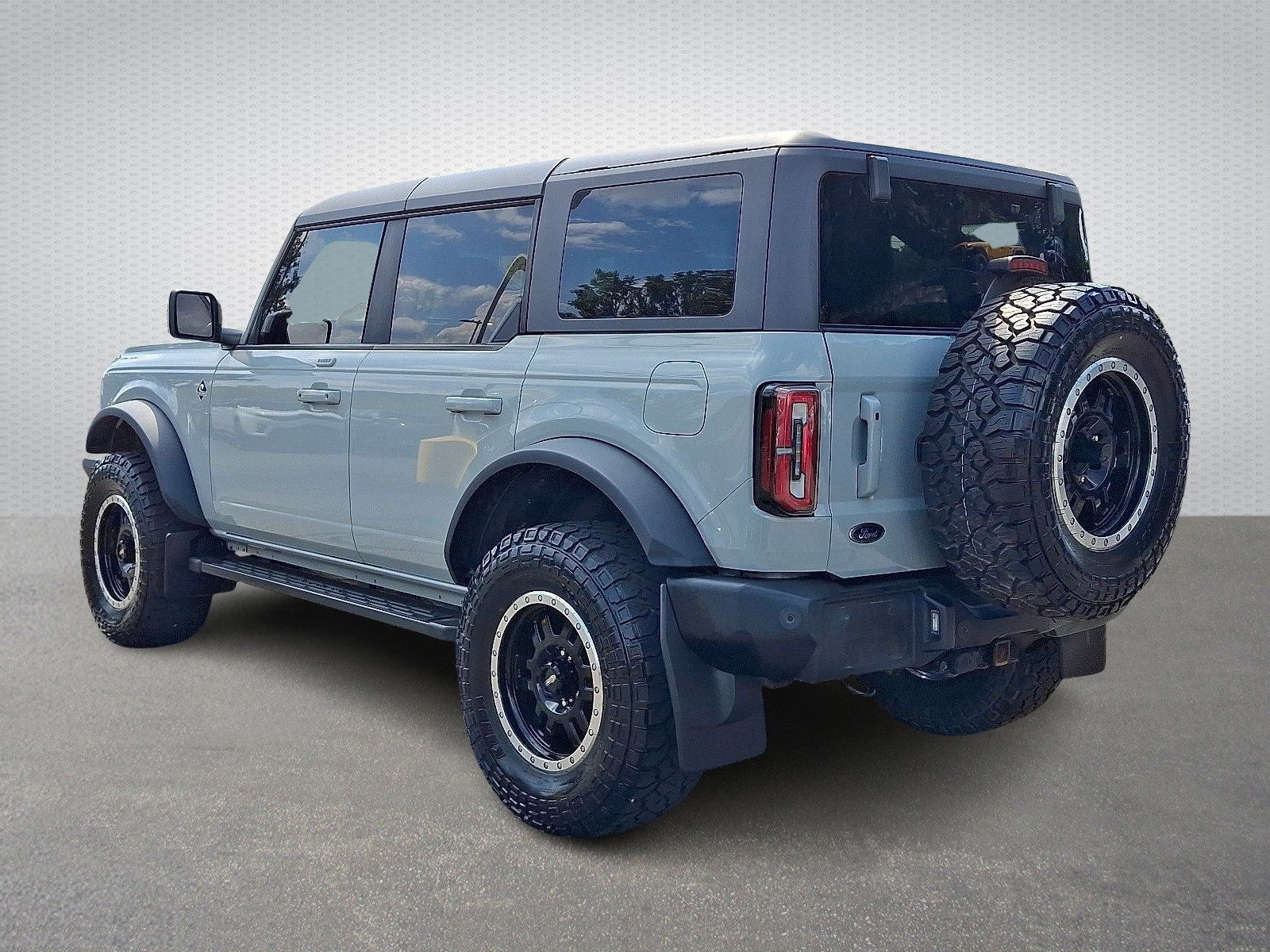 Used 2023 Ford Bronco Outer Banks AWD/4WD image 4