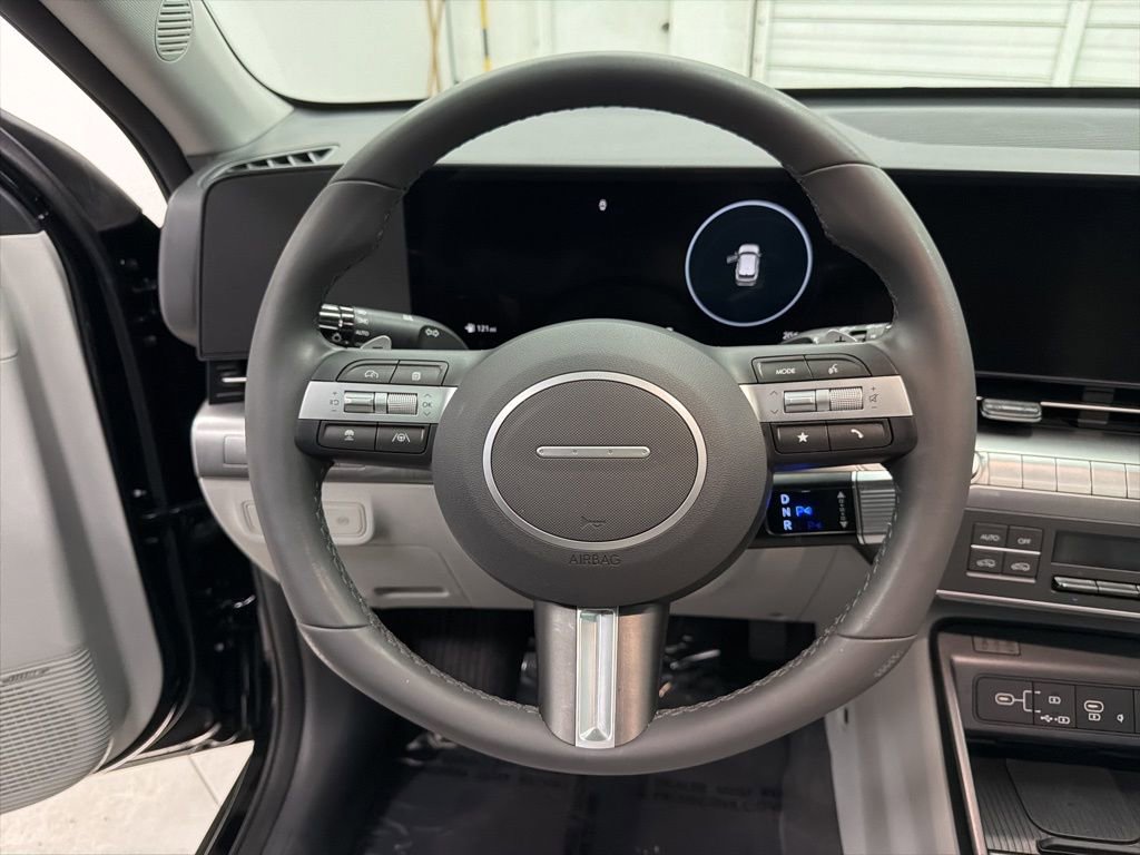 Used 2024 Hyundai Kona Limited image 15