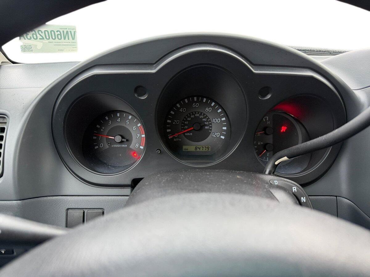 Used 2002 Nissan Frontier XE w/ (UTL) Utility Pkg RWD image 18