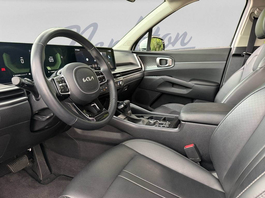 Used 2024 Kia Sorento S FWD image 14