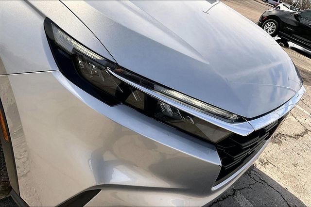 Used 2025 Honda CR-V EX image 32