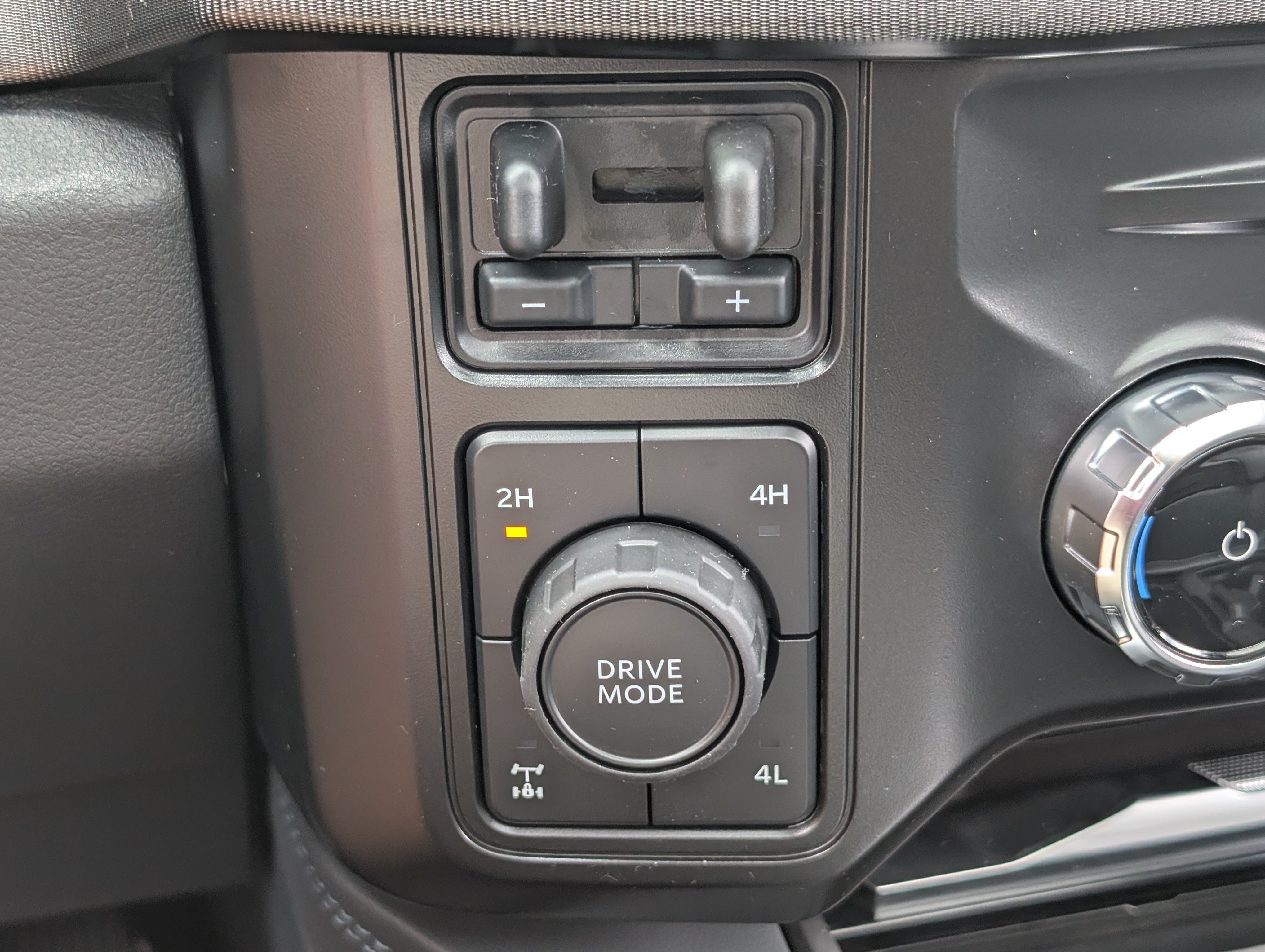 New 2026 Ford F250 Platinum AWD/4WD image 23