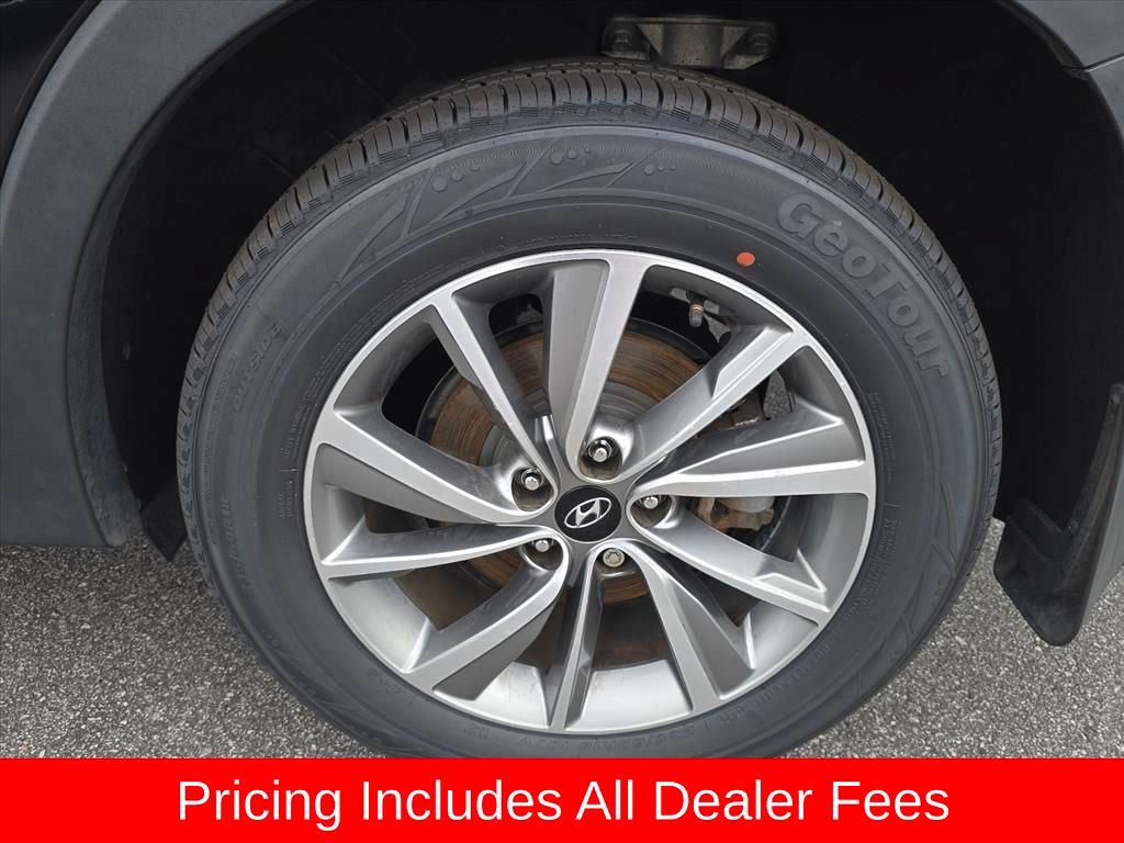 Used 2020 Hyundai Santa Fe SEL w/ Convenience + Premium Package FWD image 14