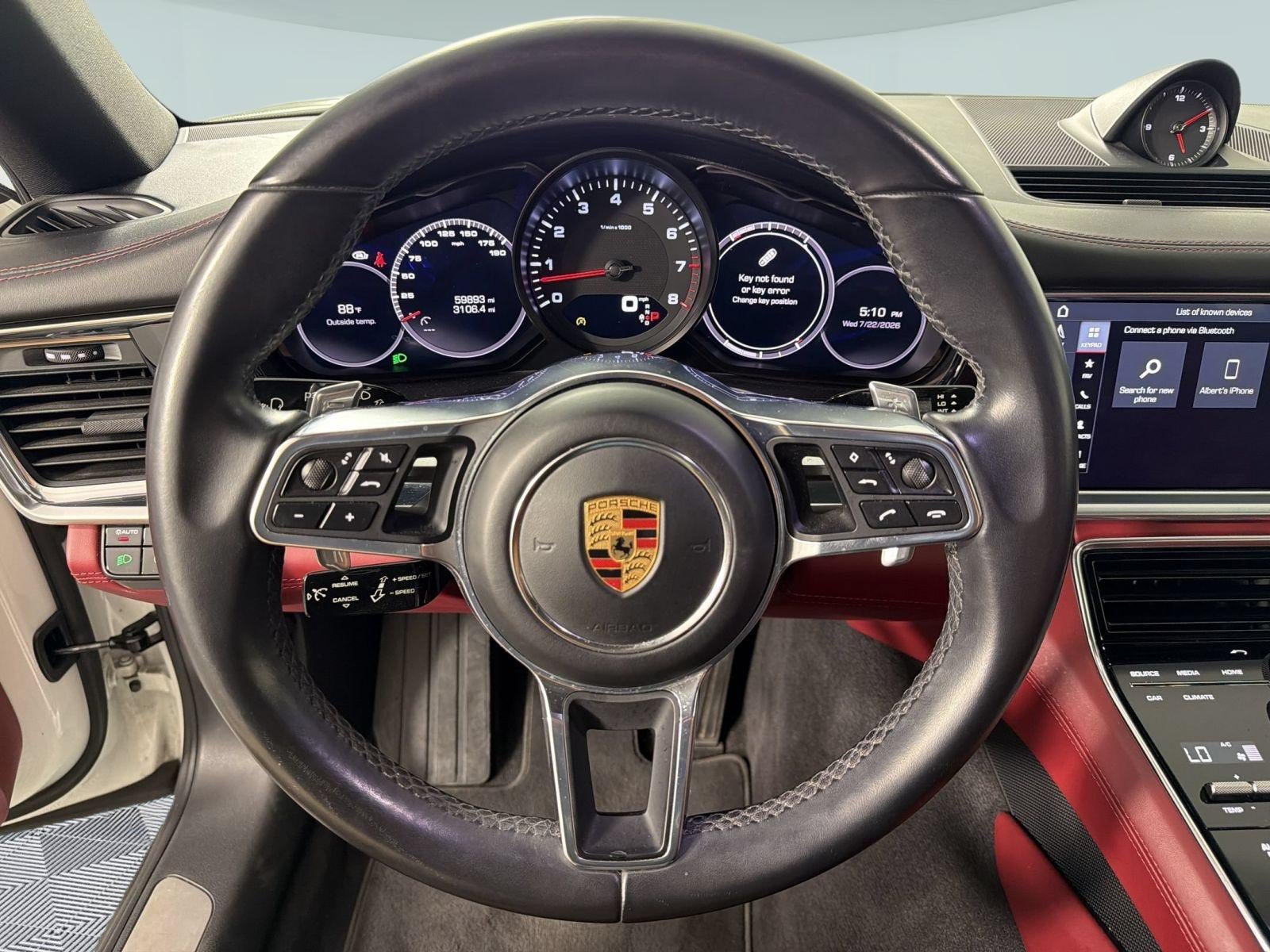 Certified 2019 Porsche Panamera image 11