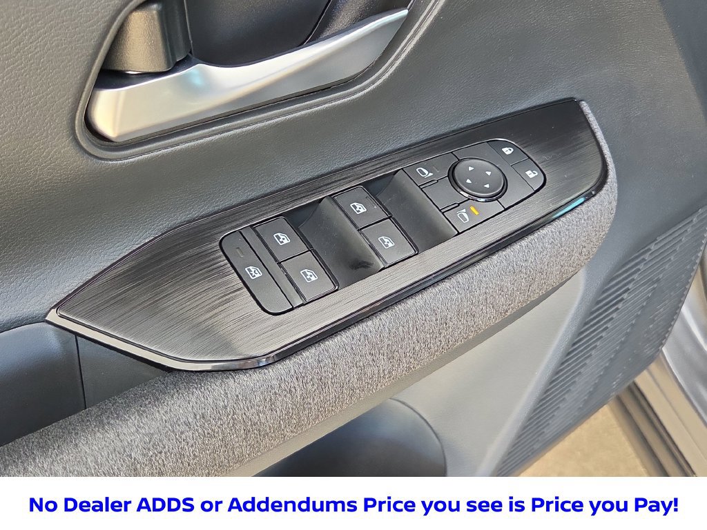 New 2027 Nissan Kicks SV AWD/4WD image 20