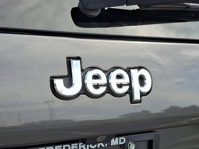 Used 2020 Jeep Cherokee Limited AWD/4WD image 30
