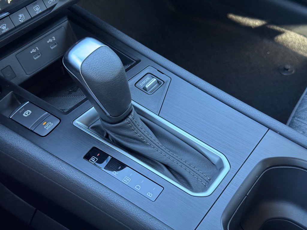 New 2026 Nissan Kicks SV w/ SV Premium Package image 27