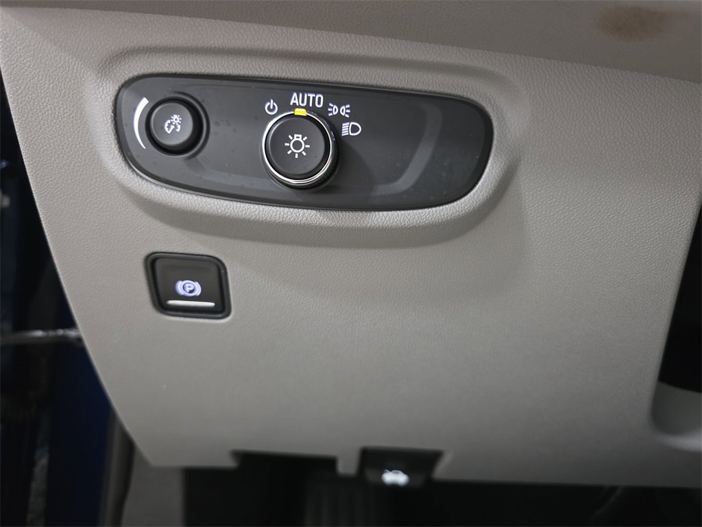 Certified 2023 GMC Terrain SLE w/ Driver Convenience Package image 25