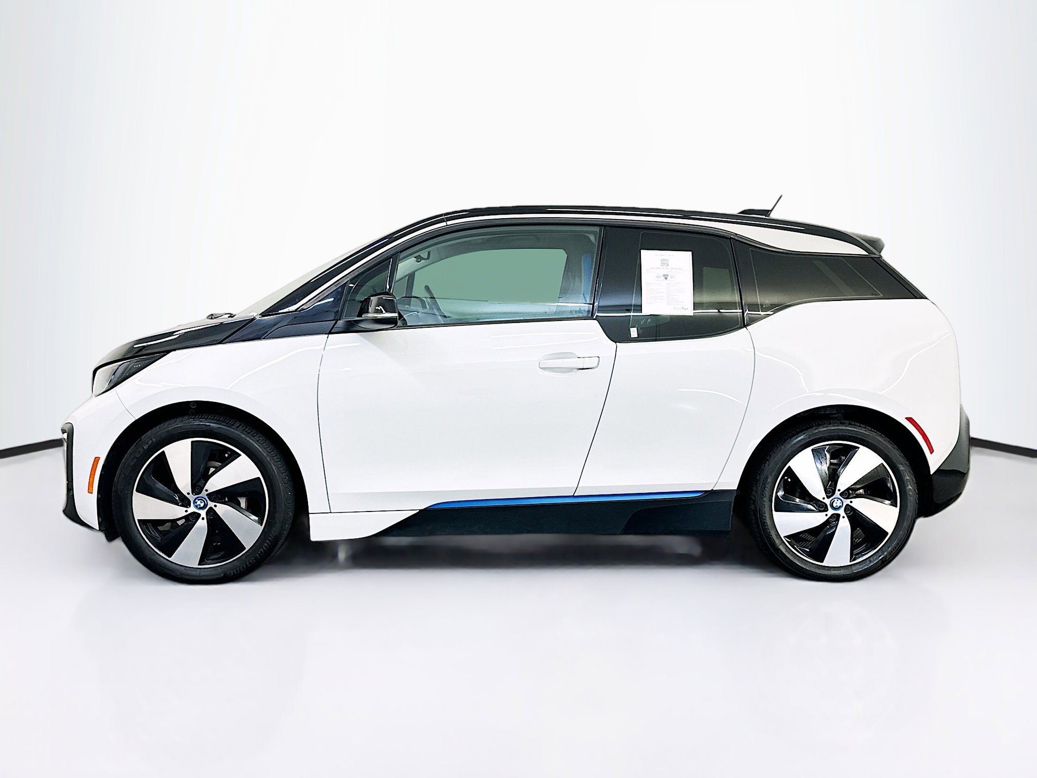 Used 2021 BMW i3 image 4