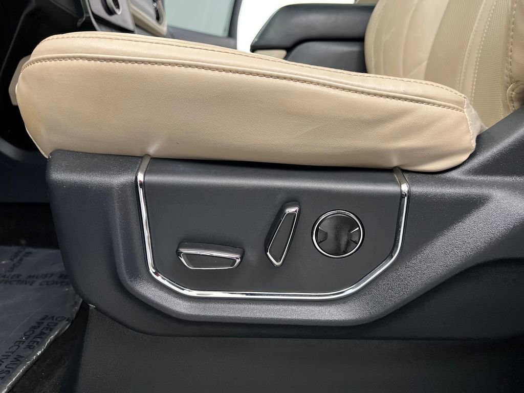 Used 2022 Ford Expedition Max Platinum AWD/4WD image 10