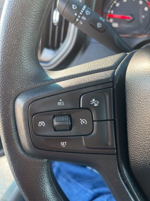 Used 2025 Chevrolet Silverado 2500 Custom w/ Custom Convenience Package image 17