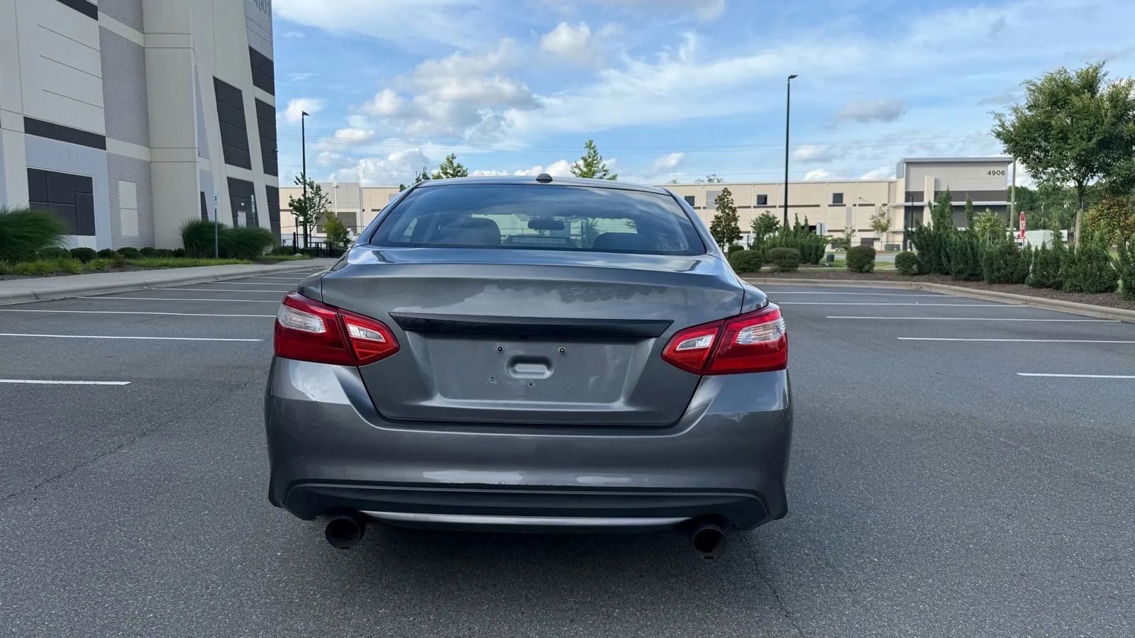 Used 2017 Nissan Altima 2.5 SV image 8