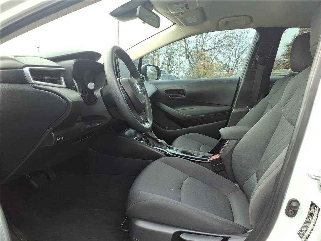 Used 2022 Toyota Corolla LE image 23