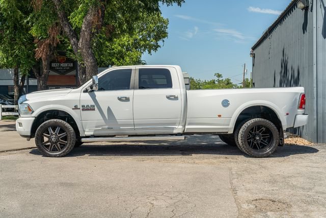 Used 2018 RAM 3500 Laramie Longhorn AWD/4WD image 3