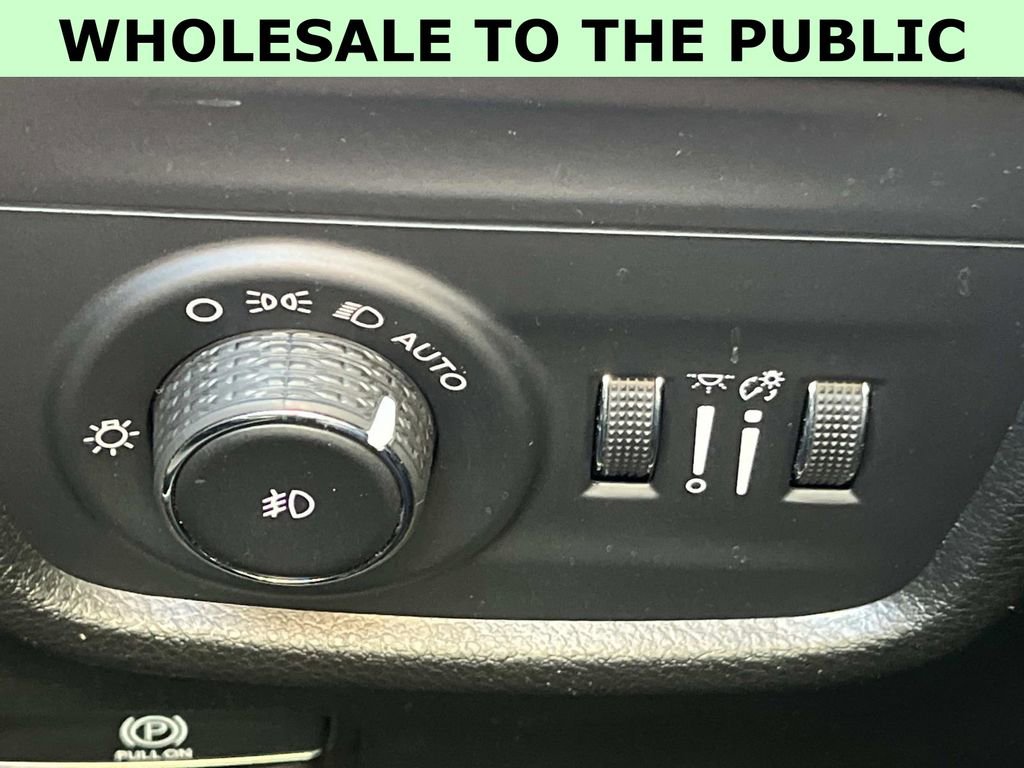 Used 2022 Jeep Grand Cherokee Limited image 28