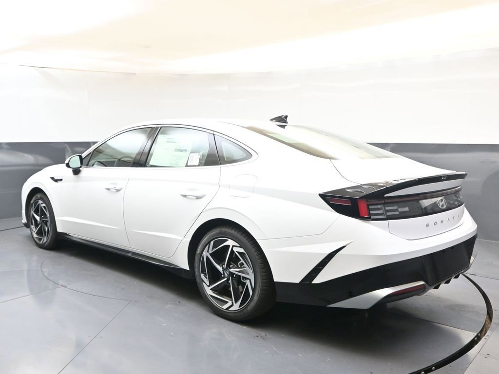 New 2026 Hyundai Sonata SEL image 3