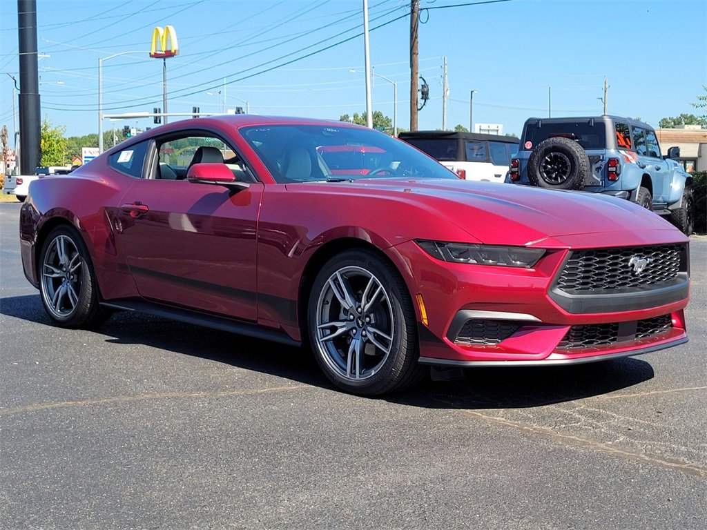 New 2025 Ford Mustang Premium video 2