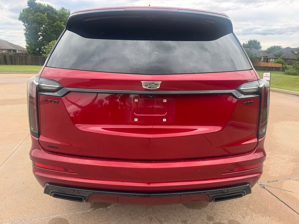 Used 2023 Cadillac XT6 Sport w/ LPO, ONYX Package AWD/4WD image 4