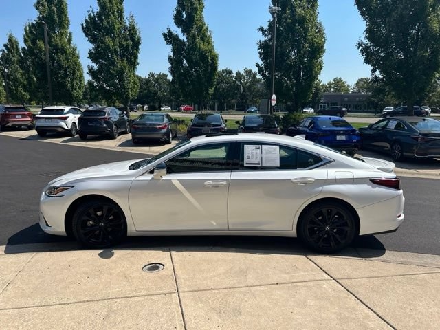 Used 2022 Lexus ES 350 w/ Premium Package FWD image 4