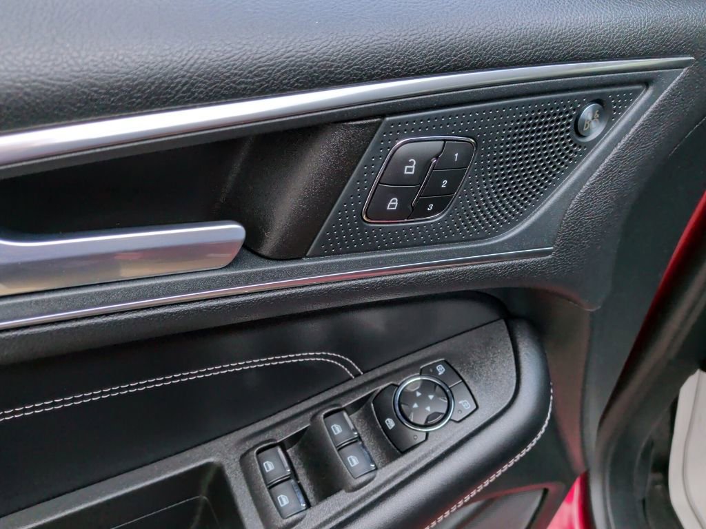 Certified 2024 Ford Edge Titanium AWD/4WD image 13