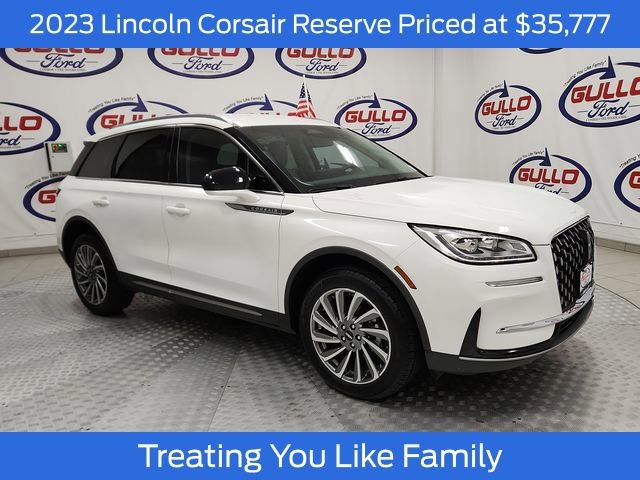 Used 2023 Lincoln Corsair Reserve image 1