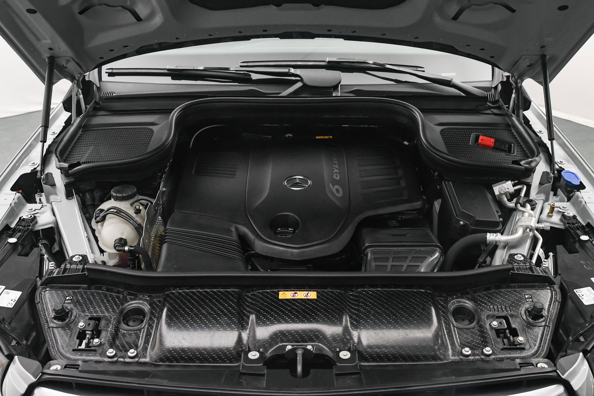 Used 2025 Mercedes-Benz GLS 450 4MATIC image 29