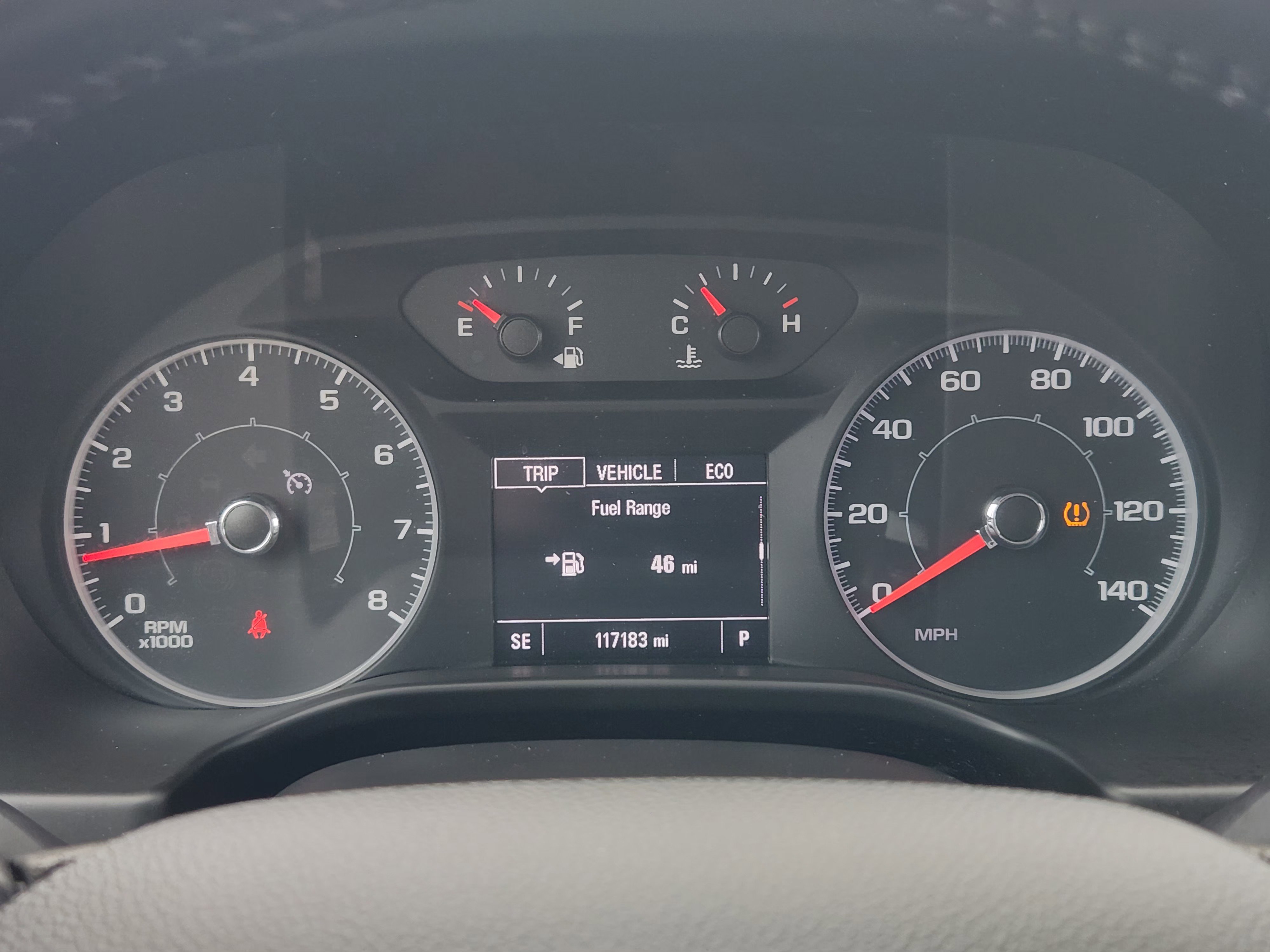 Used 2018 GMC Acadia SLE w/ Driver Alert Package I FWD image 16
