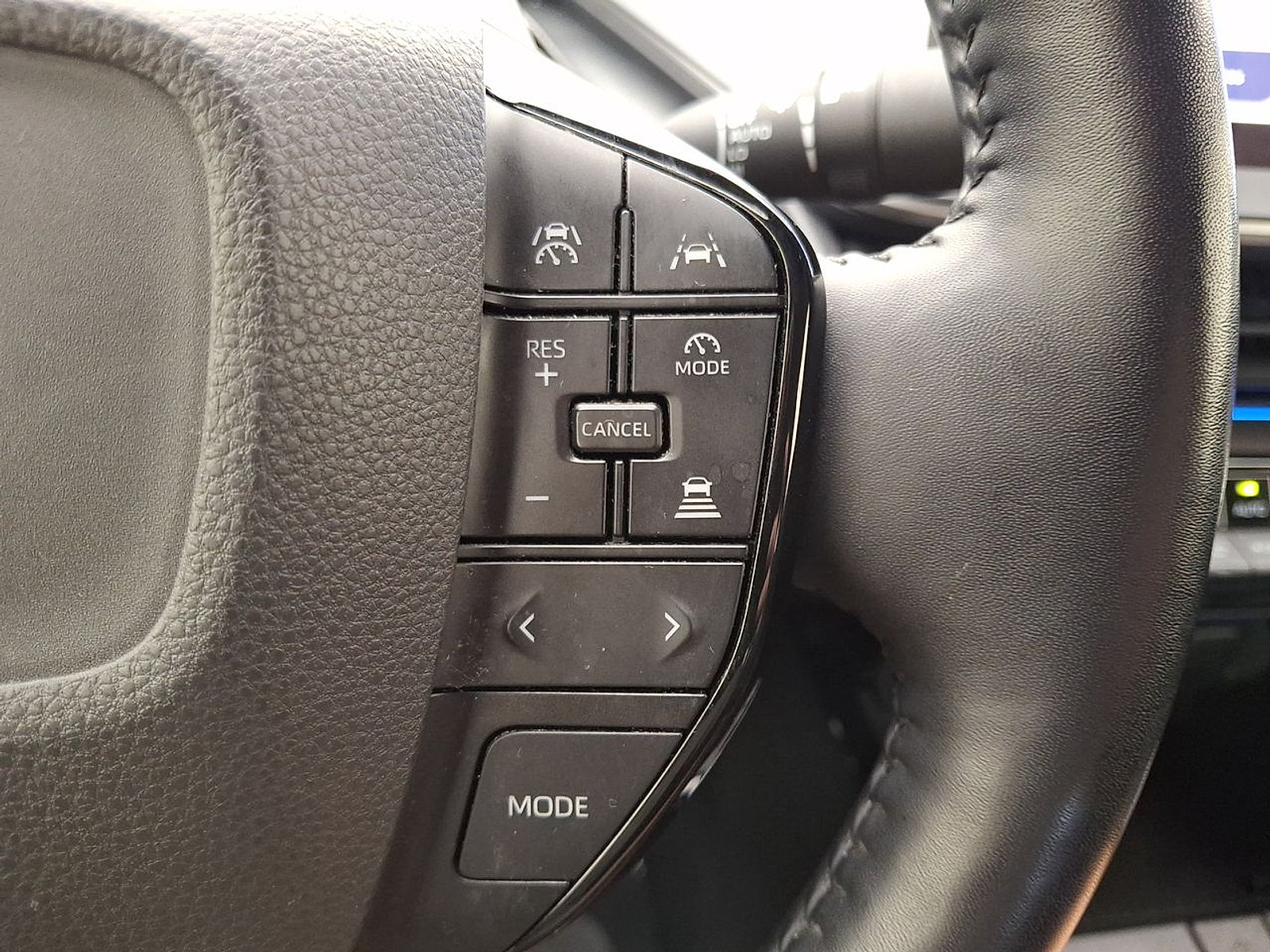 Certified 2024 Toyota Prius XLE AWD/4WD image 22