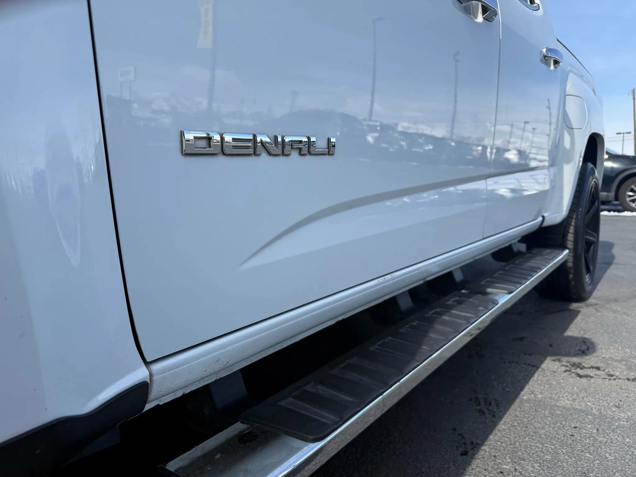Used 2017 GMC Canyon Denali image 25