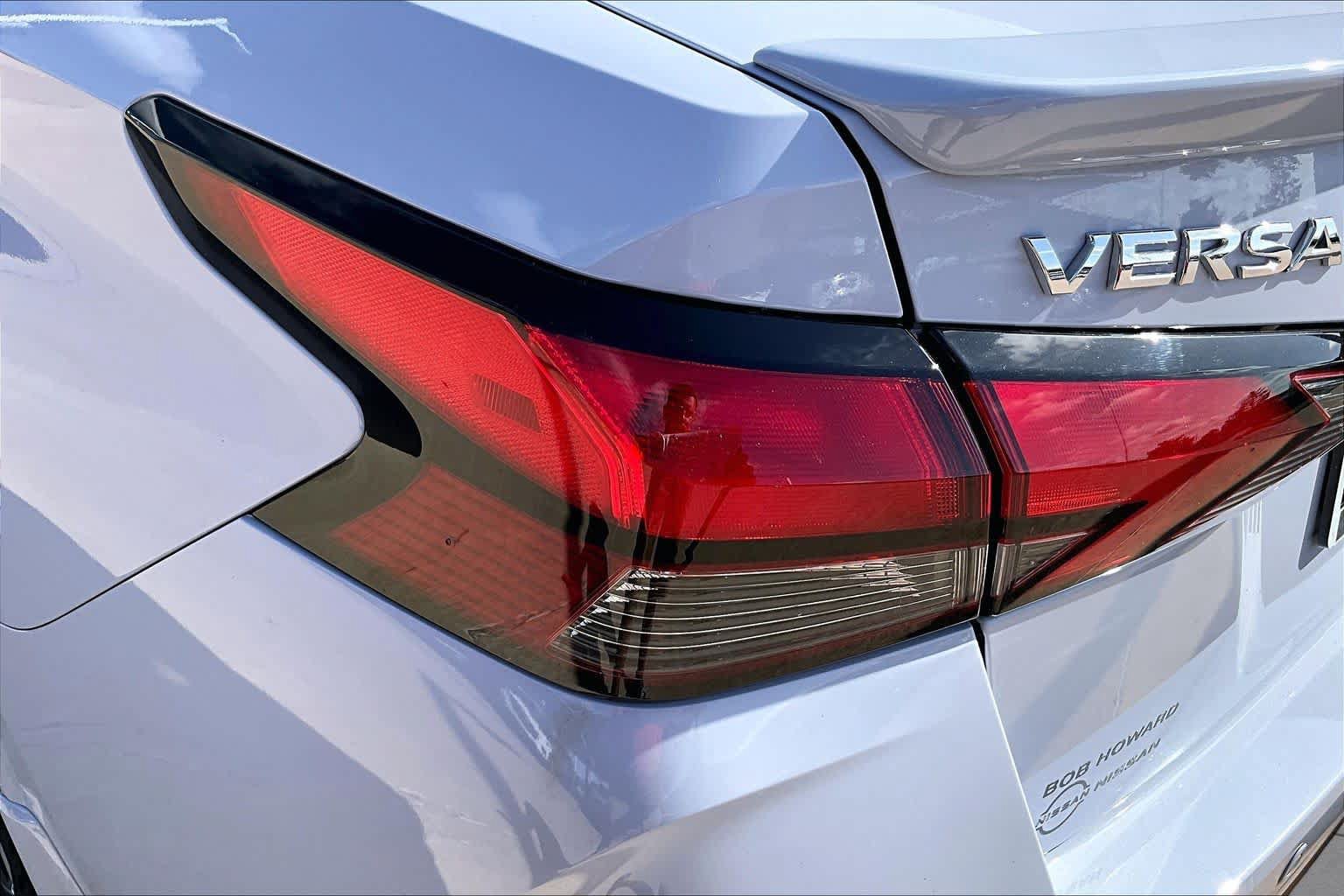 Certified 2025 Nissan Versa SR w/ Trunk Package FWD image 28