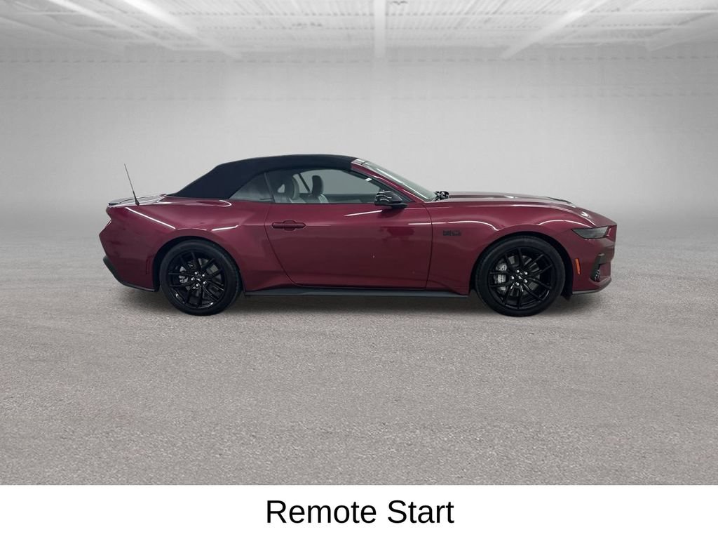 Used 2025 Ford Mustang GT Premium RWD image 15