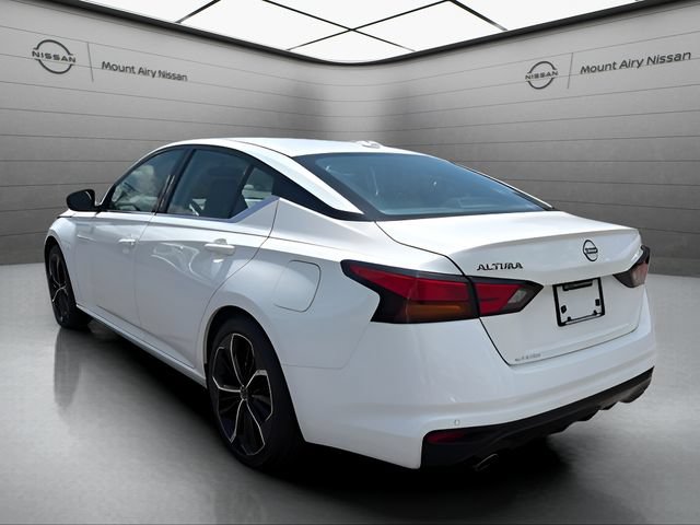 Certified 2025 Nissan Altima 2.5 SR FWD image 5