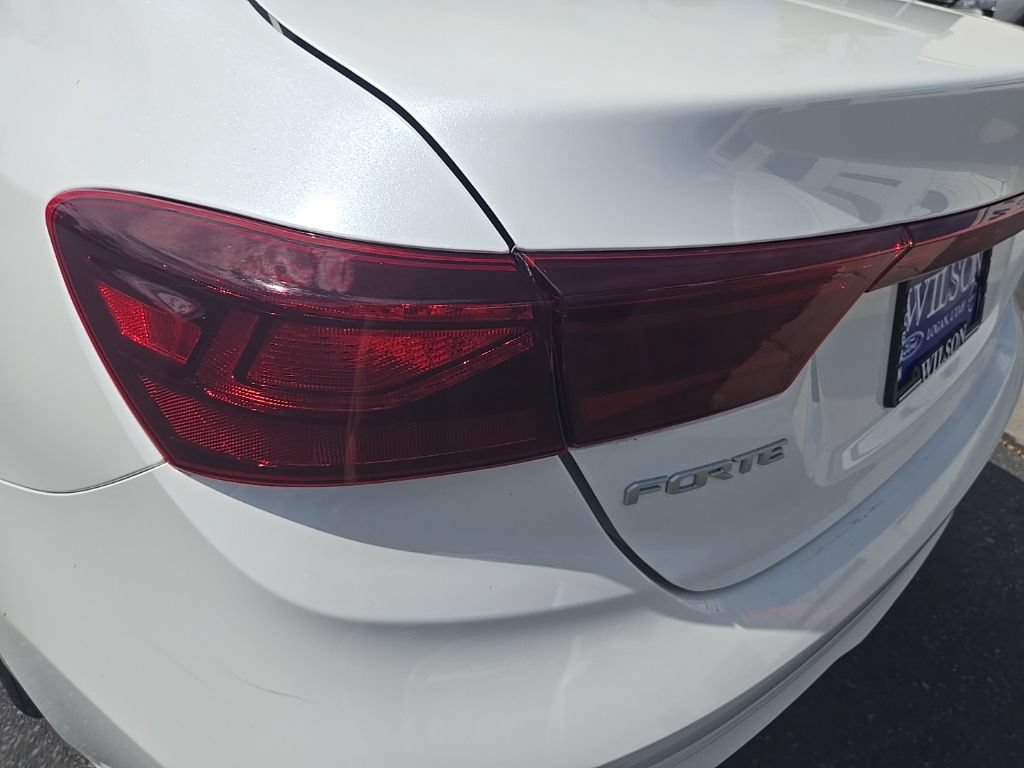 Used 2023 Kia Forte LXS FWD image 31