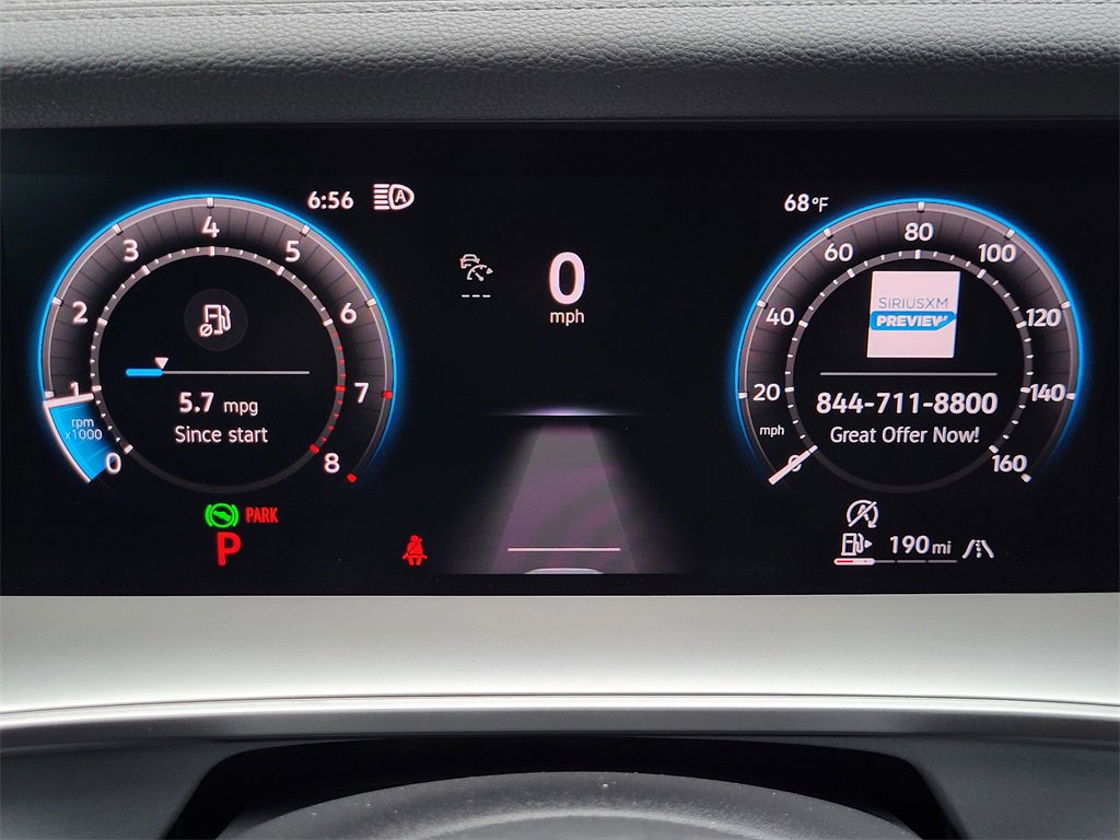 New 2025 Volkswagen Tiguan SE image 11