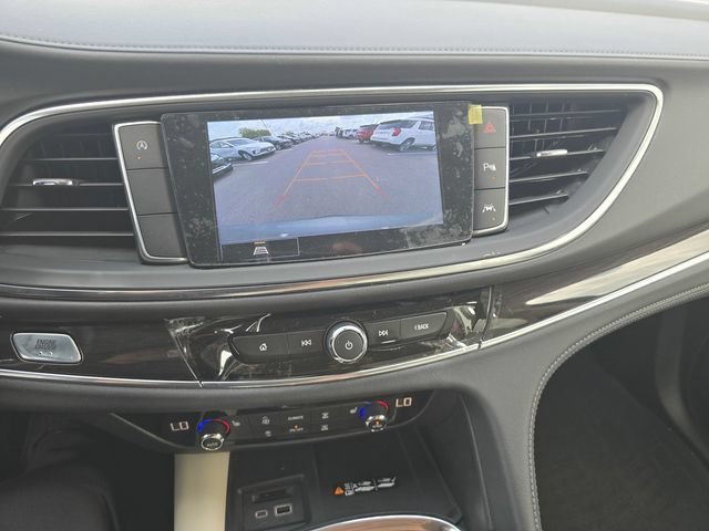 Used 2023 Buick Enclave Essence w/ Sport Touring Edition FWD image 22
