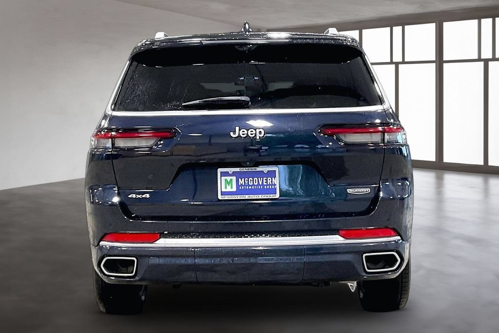 Used 2024 Jeep Grand Cherokee L Summit w/ Advanced Protech Group IV AWD/4WD image 5